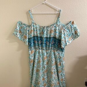 NWT Bloomchic Floral‎ Shoulder Dress With Midi Skirt
